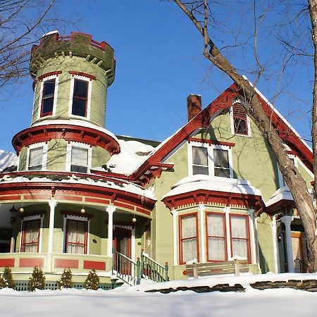 Maplecroft Bed & Breakfast Барр Екстер'єр фото