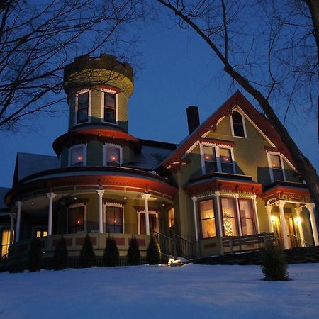 Maplecroft Bed & Breakfast Барр Екстер'єр фото