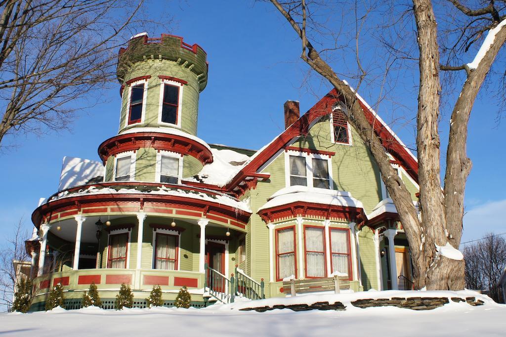 Maplecroft Bed & Breakfast Барр Екстер'єр фото