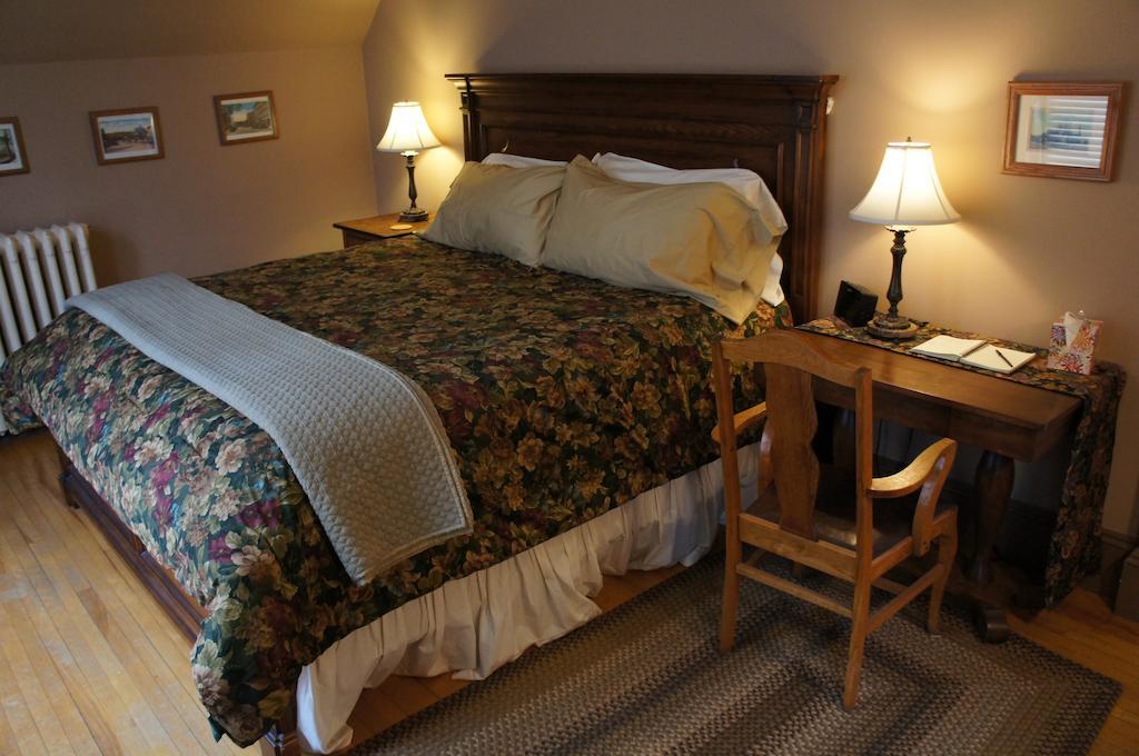 Maplecroft Bed & Breakfast Барр Номер фото