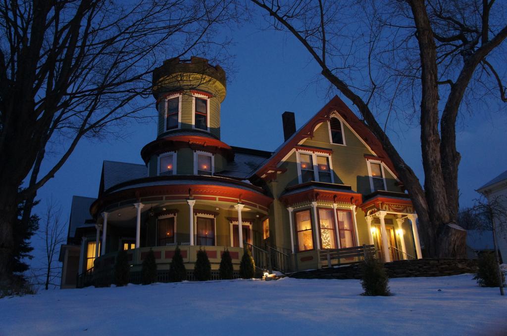 Maplecroft Bed & Breakfast Барр Екстер'єр фото